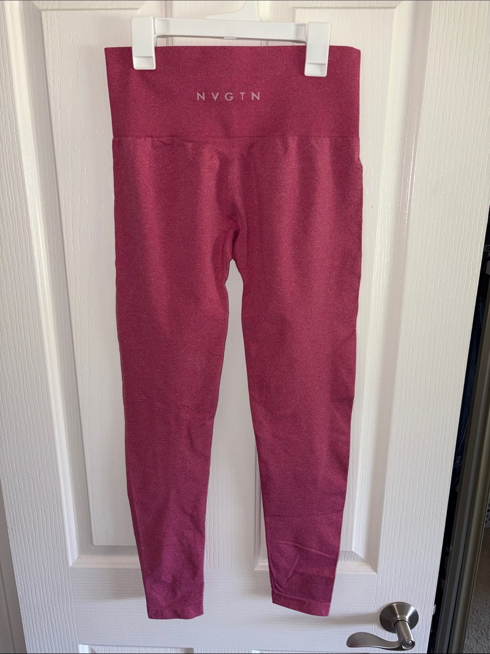 NVGTN Kids High-Waist Ribbed Leggings - Berry